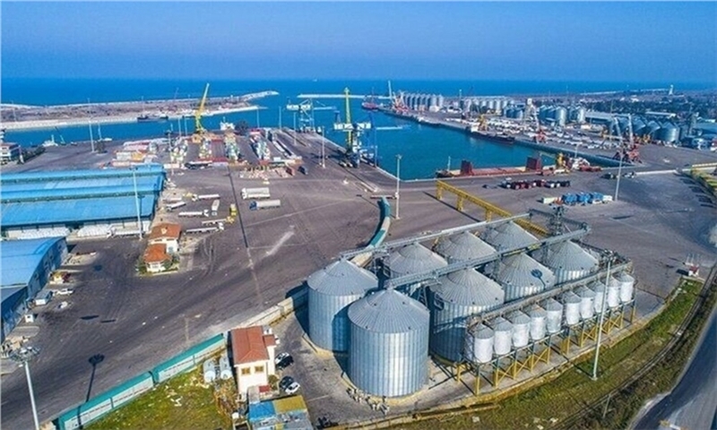 جهش صادرات از مازندران با سرمایه‌گذاری سه‌هزار میلیارد ریالی دولت در بندر امیرآباد
